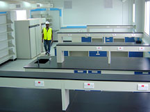 The laboratories at the IDI